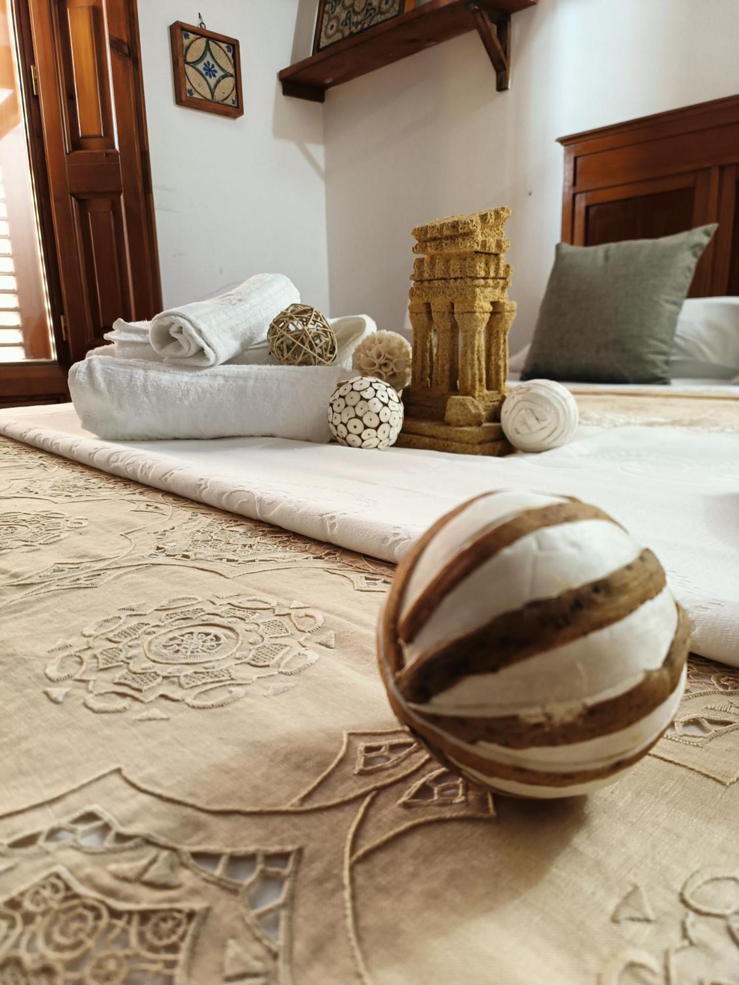 Afena Rent Bedrooms 아그리젠토 외부 사진